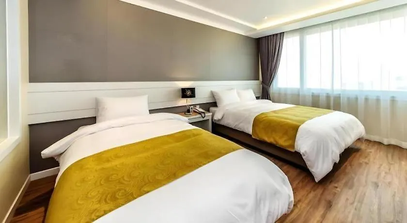 Galaxy Hotel Czedżu