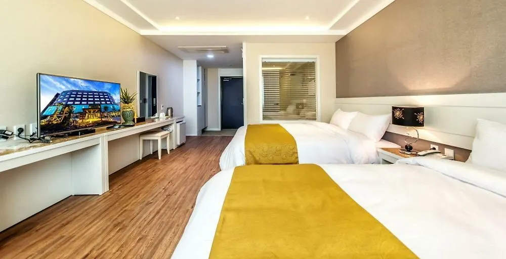 Galaxy Hotel Czedżu